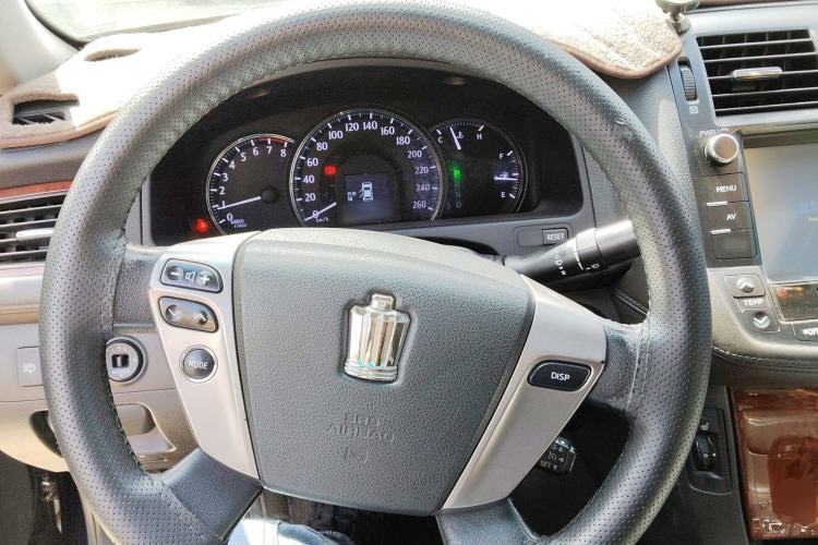 Used Toyota Crown 2012 2.5L Royal Leather Edition