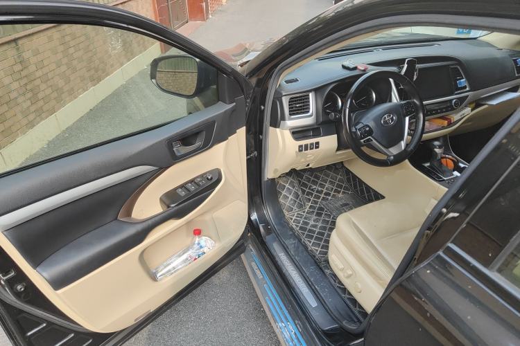 Used Toyota Highlander 2021 2.0T Four-Wheel Drive Luxury Edition 7 Seats Driver Seat