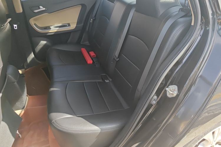 Used Haima Fumei 2014 M5 1.6L Manual Elite Model Left Rear Seat