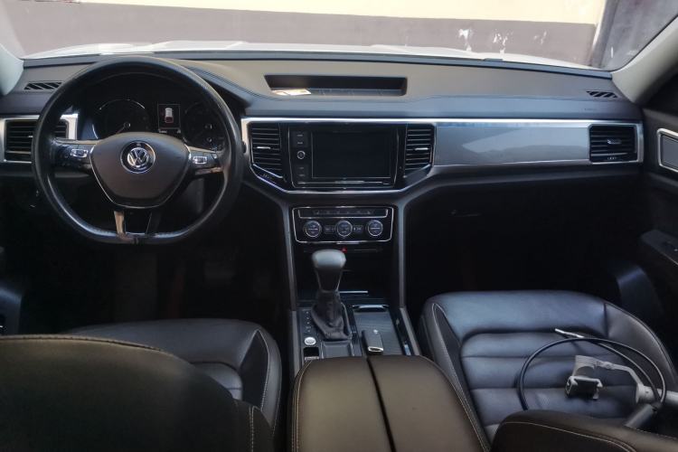 Used Volkswagen Teramont 2019 330TSI Two-Wheel-Drive Luxury Edition China VI Standard
