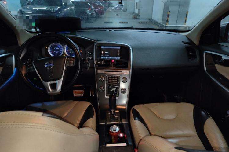 Used Volvo XC60 2011 T6 R-Design Personalized Sport Edition