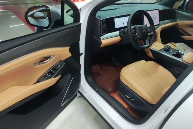 Used BYD Song L DM-i 2025 Intelligent Driving Version 112 km Leading Trim
