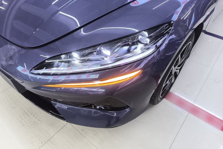 Used Denza Z9 2024 1100 km Four-Wheel Drive Max Version