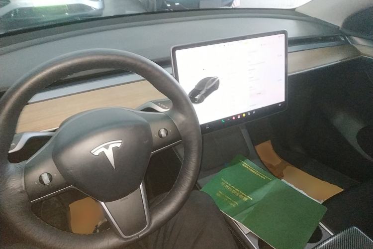 Used Tesla Model Y 2021 Long-Range All-Wheel-Drive Version