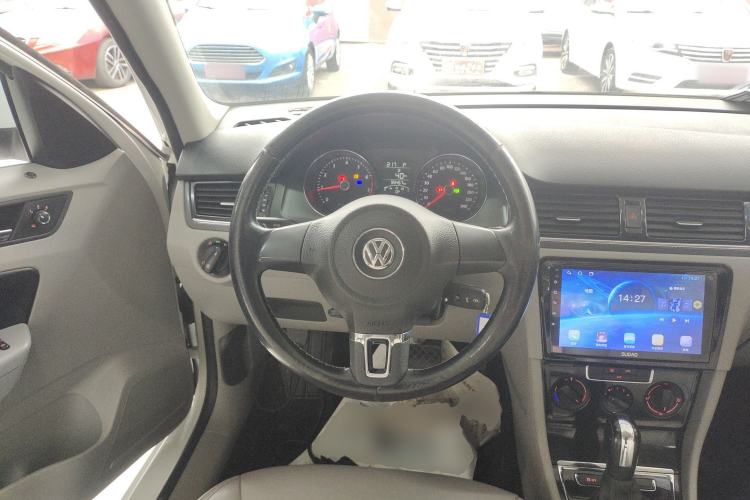 Used Volkswagen Bora 2014 1.6L Automatic Fashion Model