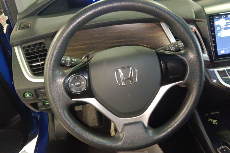 Used Honda Jade 2017 1.8L automatic Comfort version 5 seats