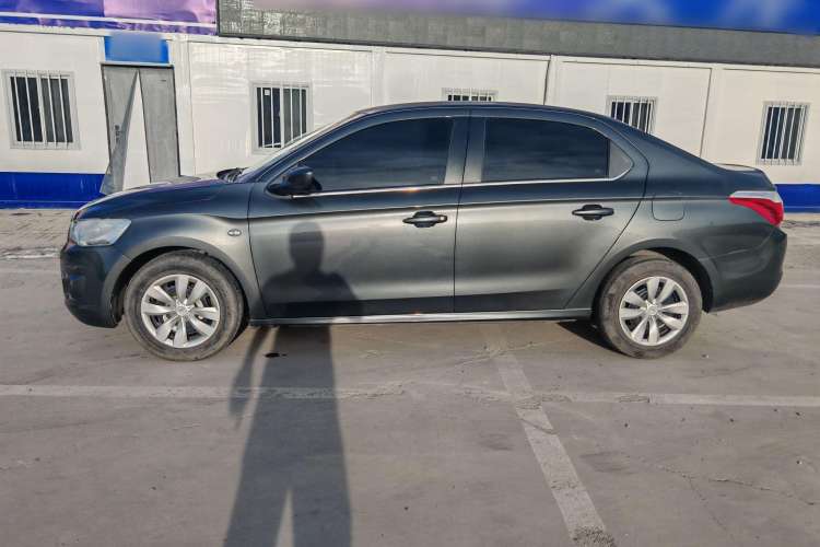 Used Citroen Elysee 2014 1.6L Manual Fashion Edition