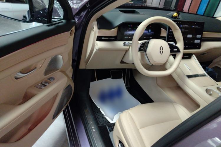 Used Hima AITO M5 2025 Extended-Range Ultra All-Wheel-Drive Version Driver Seat