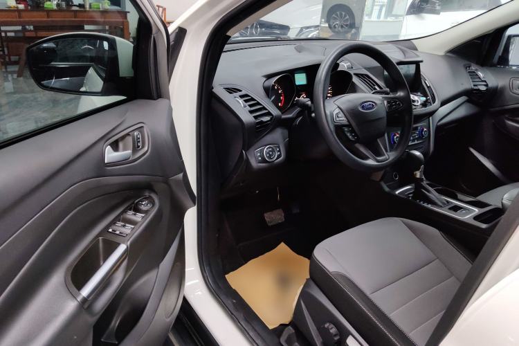 Used Ford Kuga 2017 EcoBoost 180 Two-Wheel-Drive Elite Trim
