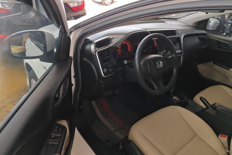 Used Honda City 2017 1.5L CVT Comfort Version Driver Seat