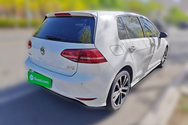 Used Volkswagen Golf 2016 1.4TSI Automatic R-Line
