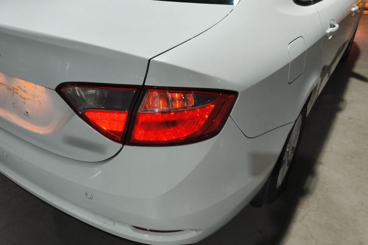 Used Chery Arrizo 7 2014 1.6L Manual ZhiCheng Edition