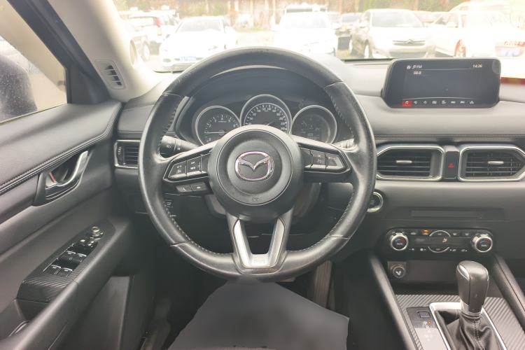 Used Mazda CX-5 2017 2.0L Automatic 2WD ZhiShang Trim China V Standard Steering Wheel