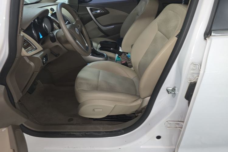 Used Buick GT 2013 GT 1.6L Automatic Fashion Edition