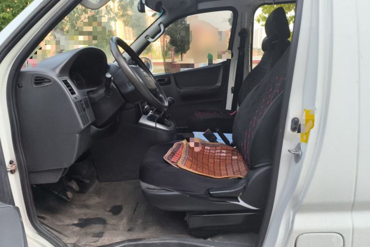 Used Jinbei Express 2020 2.0L China VI Standard Practical 6-Seater G6P-5 1TZS