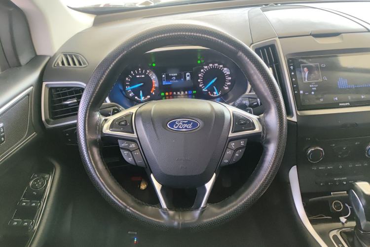 Used Ford Edge 2018 EcoBoost 245 Two-Wheel-Drive Platinum Edition 7-Seater China V Emission Standard