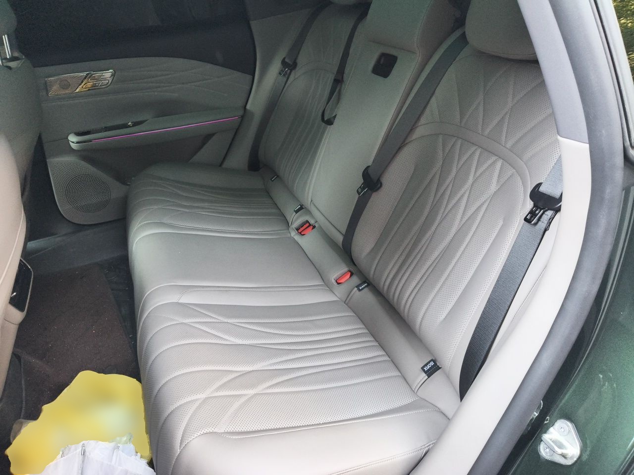 Geely Galaxy 8 2025 130km EM-i Flagship Edition — снимка 17