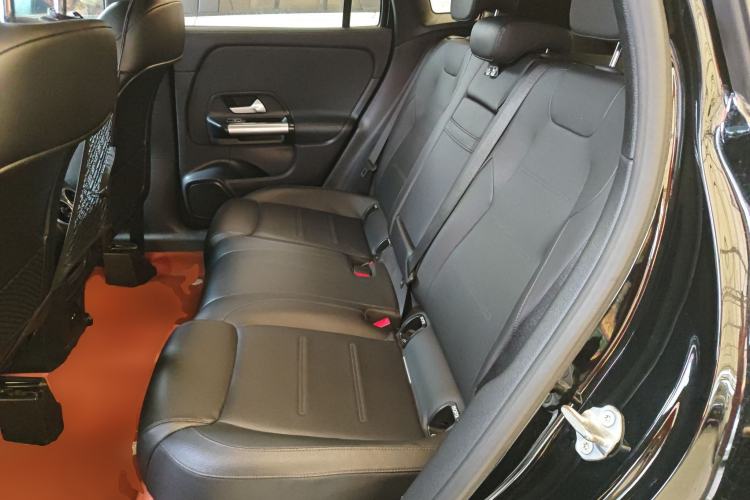 Used Mercedes-Benz GLA 2020 GLA 200 Left Rear Seat