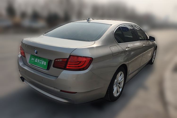 Used BMW 5 Series 2013 525Li Leading Model
