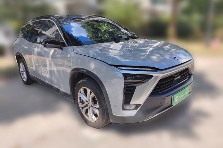 Used Nio ES8 2022 75 kWh Six-Seater Version Front Right 45 Deg