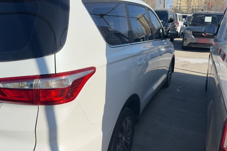 Used CHANGAN Lingxuan 2017 1.6L Manual Elite Model