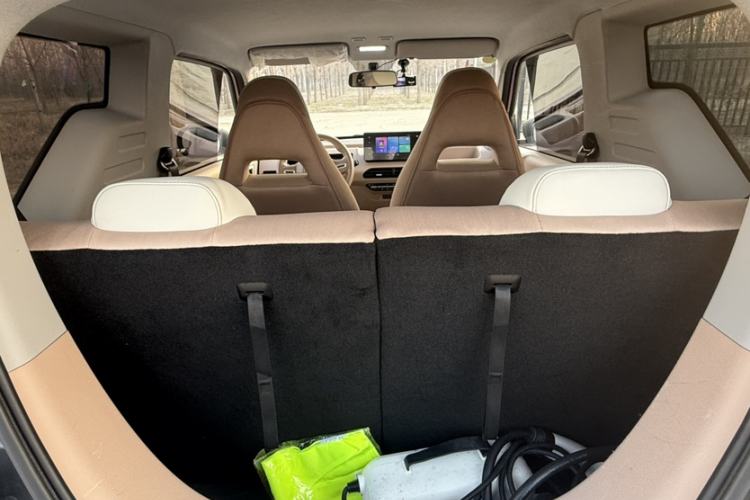 Used Geely Galaxy Panda 2023 Panda Mini 200km Endurance Bear
