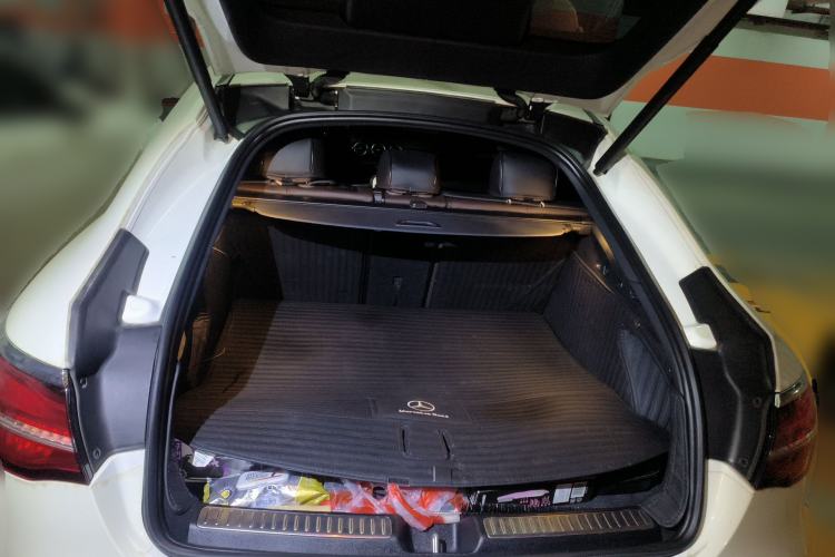 Used Mercedes-Benz GLC Coupe 2019 Facelift GLC 200 4MATIC Coupe SUV Trunk