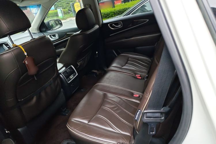 Used Infiniti QX60 2018 2.5 S/C Hybrid Two-Wheel-Drive Excellence Edition China VI Standard
