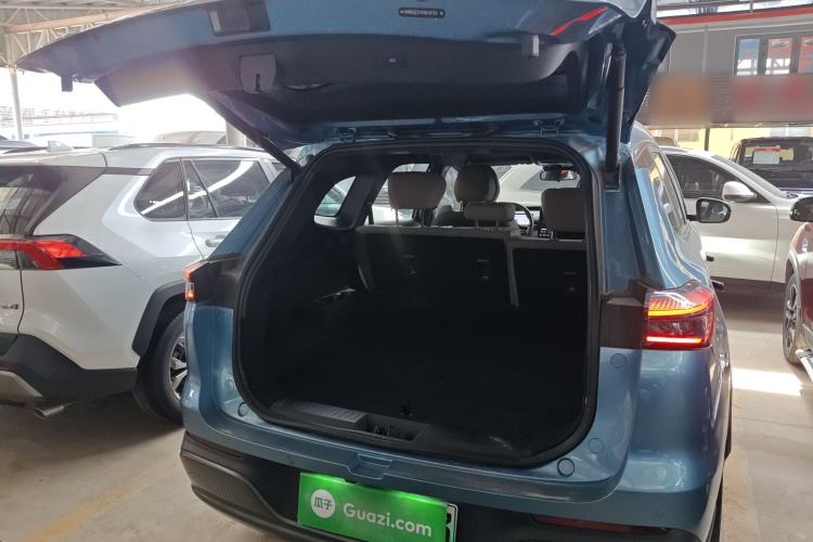 Used Chery Tiggo 8 PLUS C-DM 2025 1.5T 116 km Prestige Version 5 Seats Trunk