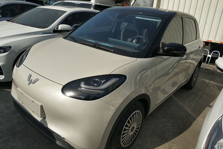 Used Wuling Bingo 2023 410 km Lingxi Deluxe Edition