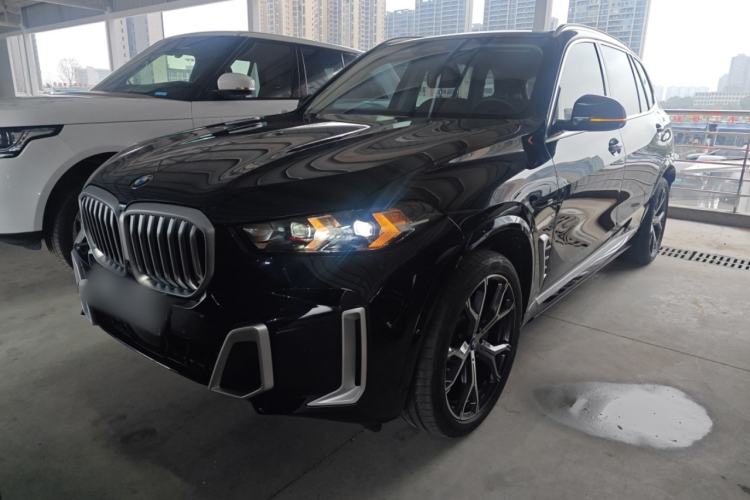 Used BMW X5 2023 xDrive 30Li Luxury M Sport Package