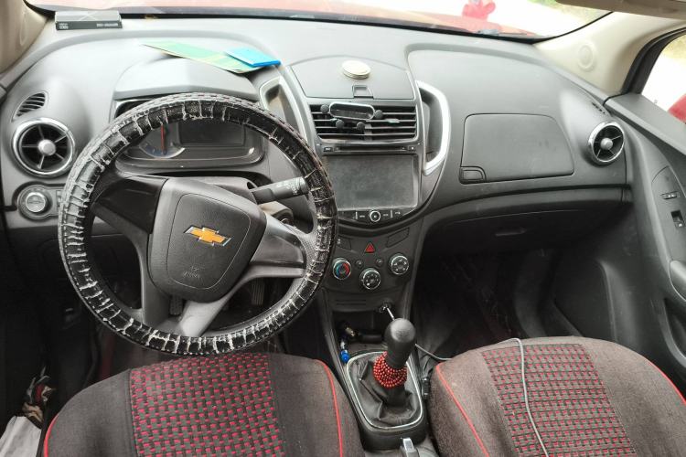 Used Chevrolet Trax 2016 1.4T Manual Two-Wheel Drive Comfort Version with Sunroof