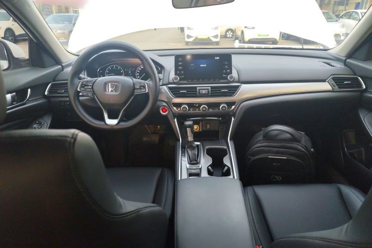 Used Honda Accord 2018 260TURBO Elite Edition China VI Center Console