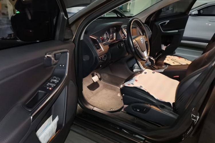 Used Volvo XC60 2014 T5 Zhiyi Edition Driver Seat