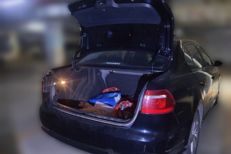 Used Volkswagen Lavida 2013 Revised Classic 1.6L Automatic Fashion Edition Trunk