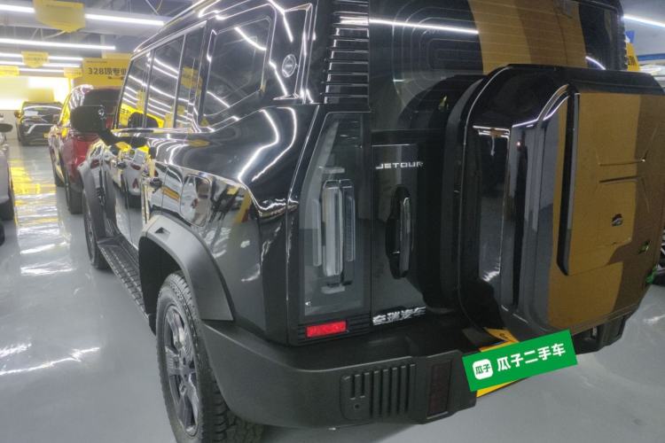 Used JETOUR Traveler 2023 1.5T Two-Wheel Drive Discovery PRO Exterior 2