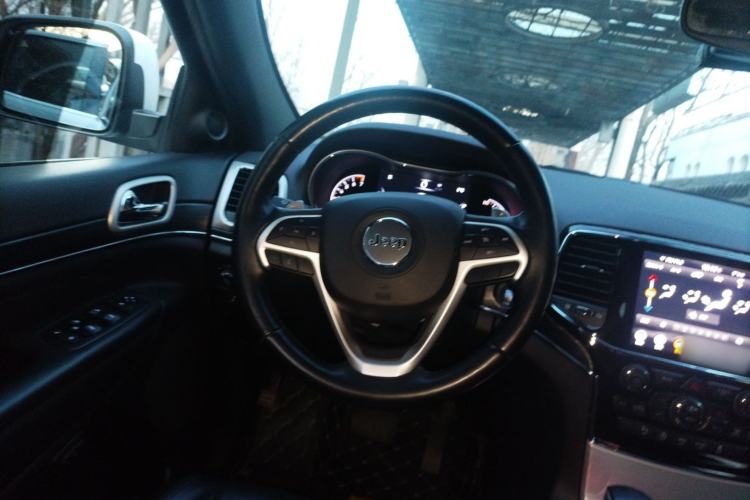 Used Jeep Grand Cherokee (Import) 2020 3.0L Elite Navigation Edition
