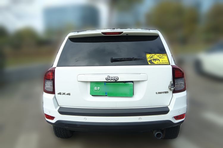 Used Jeep Compass 2014 2.4L four-wheel drive sport version
