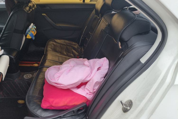 Used Volkswagen Santana 2016 1.6L Automatic Fashion Edition Left Rear Seat