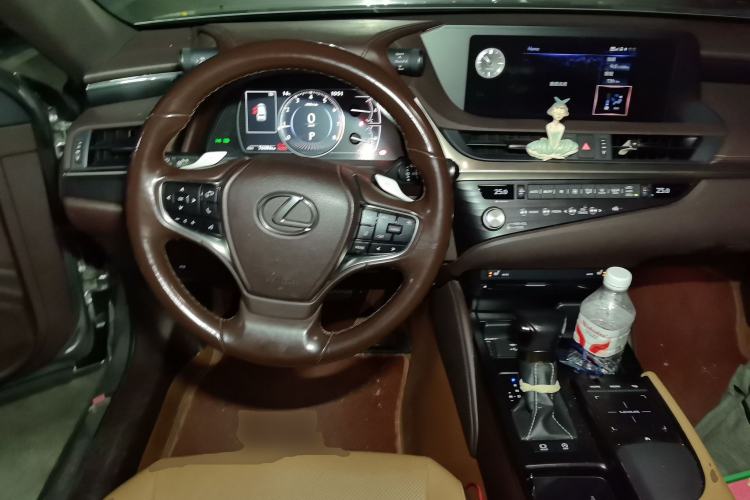 Used Lexus ES 2020 200 Excellence Edition