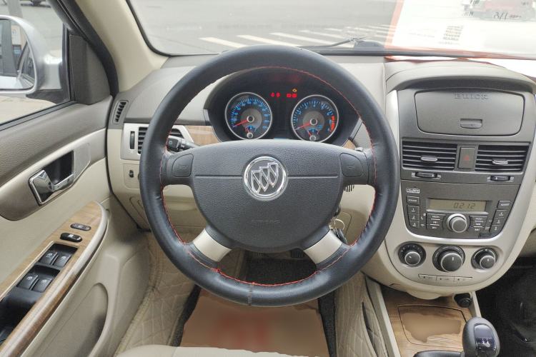 Used Buick Excelle 2015 1.5L Manual Classic Trim
