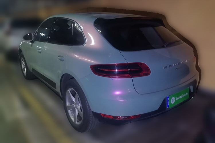 Used Porsche Macan 2016 Macan 2.0T Rear Left 45 Deg