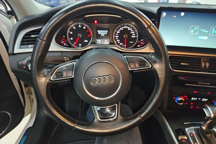 Used Audi A4 2014 40 TFSI allroad quattro plus version