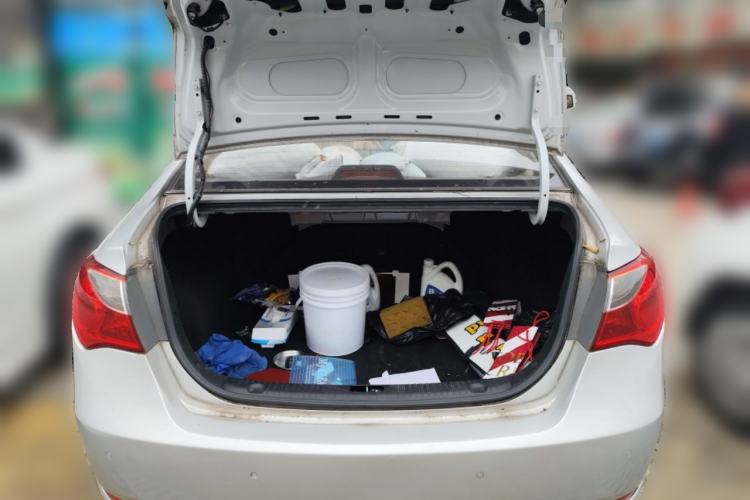 Used Hyundai Celesta 2015 1.6L Automatic Comfort Model
