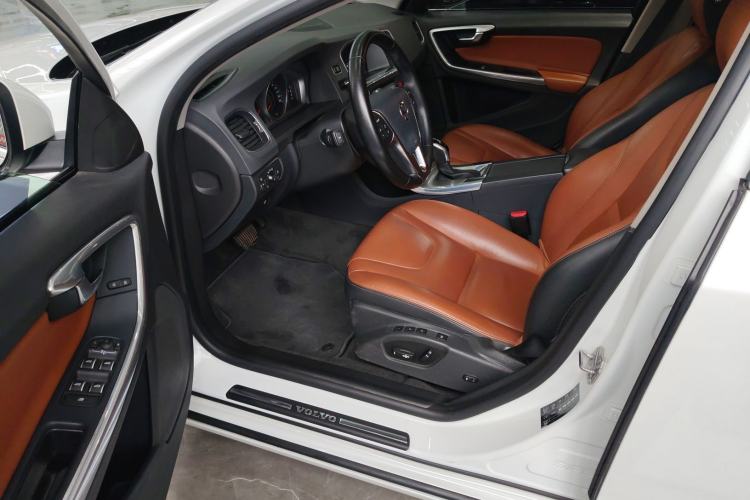 Used Volvo S60 2019 S60L Facelift T5 Intelligent Advanced Edition Driver Seat