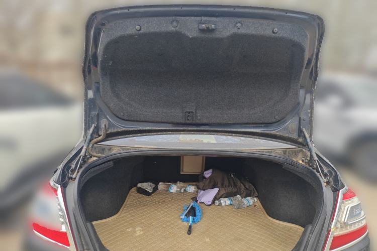 Used Nissan Teana 2011 2.0L XL Comfort Edition Trunk