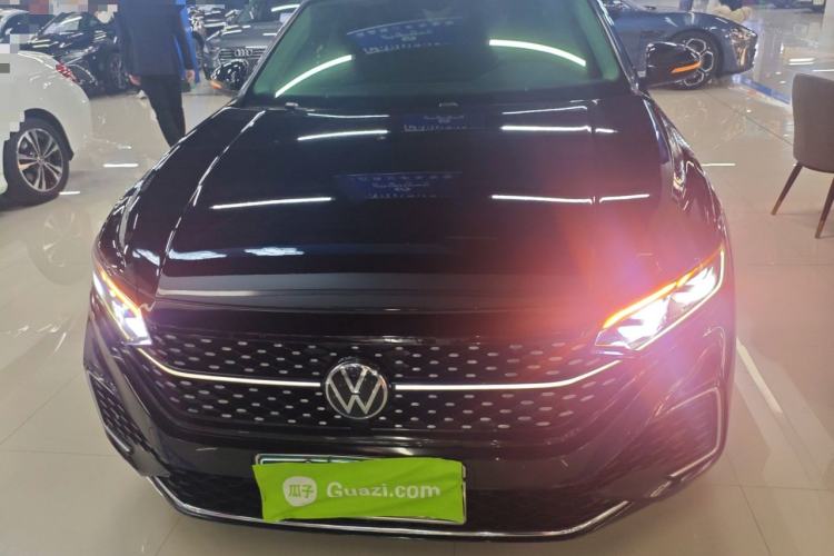 Used Volkswagen Passat 2022 330TSI Starry Luxury Edition Front