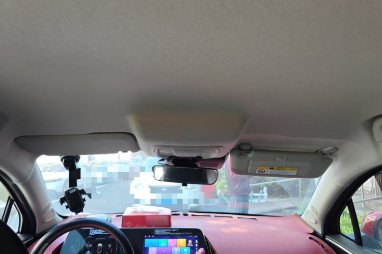 Used ORA Good Cat 2022 400km Standard Range Luxury Version Lithium Iron Phosphate Headliner