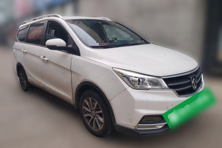 Used Baojun 730 2019 1.5L Manual Fashion Model 7-seater China VI