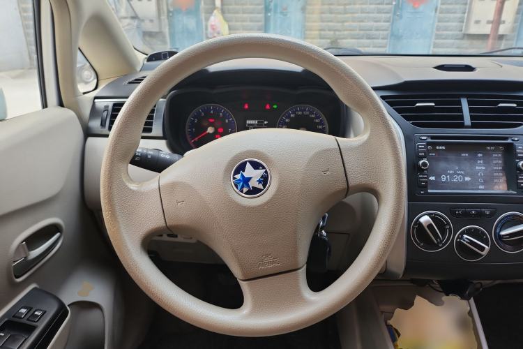 Used Venucia D50 2015 1.6L Manual Fashion Edition
